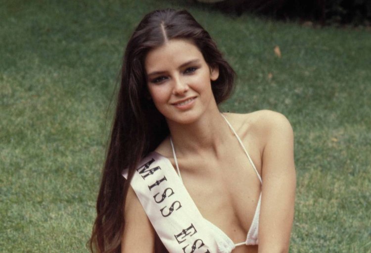 Лола Форнер фото голая