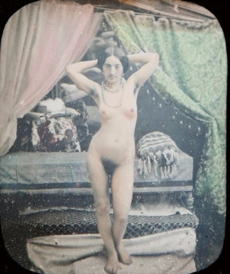 Лили БРИК голая