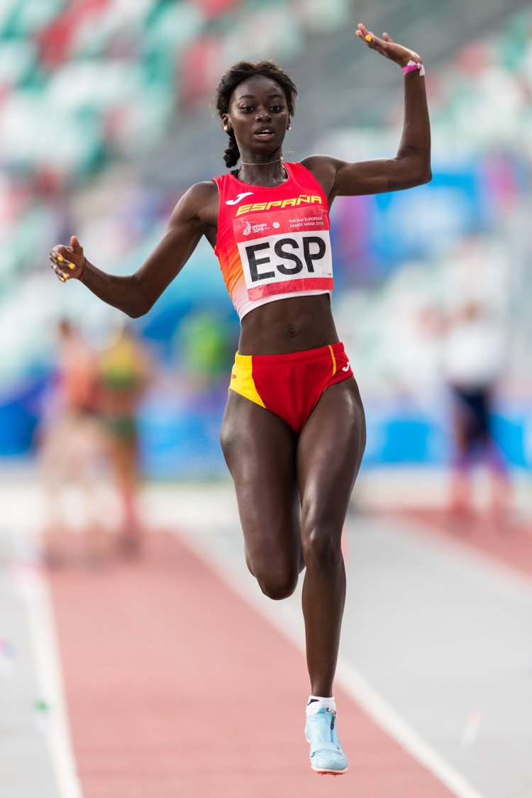 Фатима диаме обнаженка