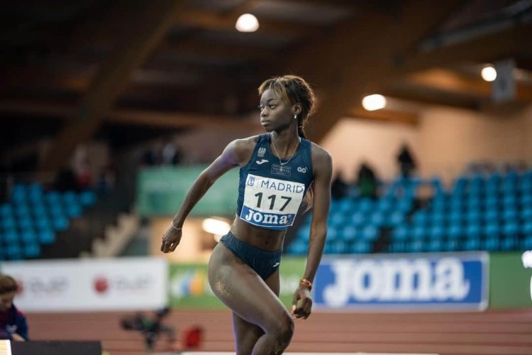 Легкоатлетка Фатима