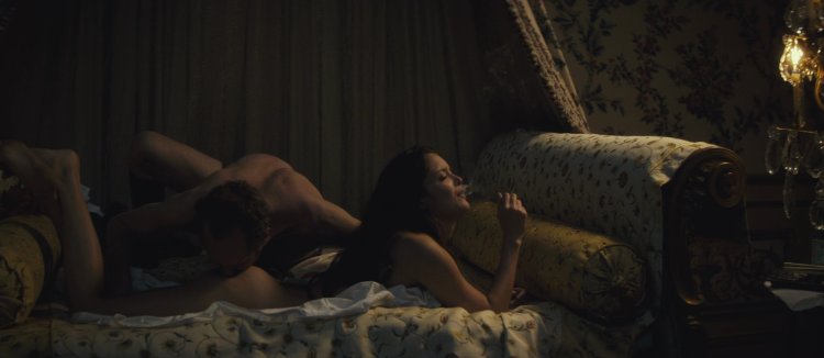 Шарлотта ле бон эротические сцены