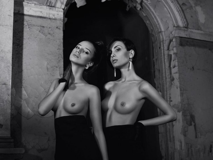 Полина фаворская ню