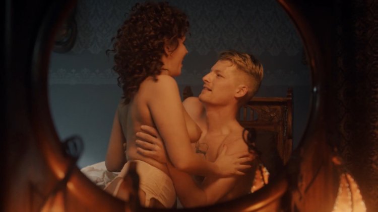 Мелехова Янина актриса голая