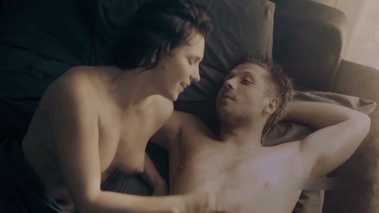 Янина Мелехова топлесс