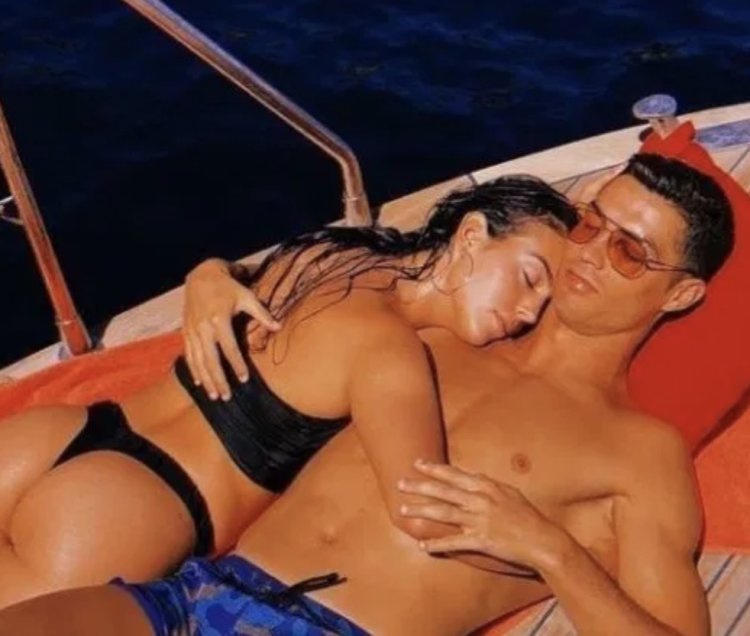 Жена Роналдо Ирина