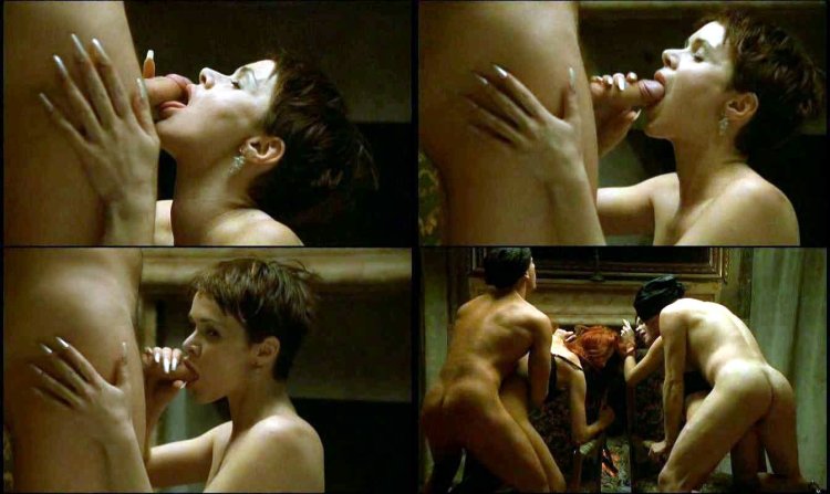 Хилари Суэнк голая в фильме