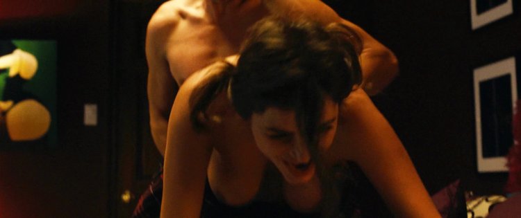 Ali Cobrin американский пирог