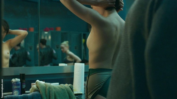 Эллисон Уильямс в Нижнем белье