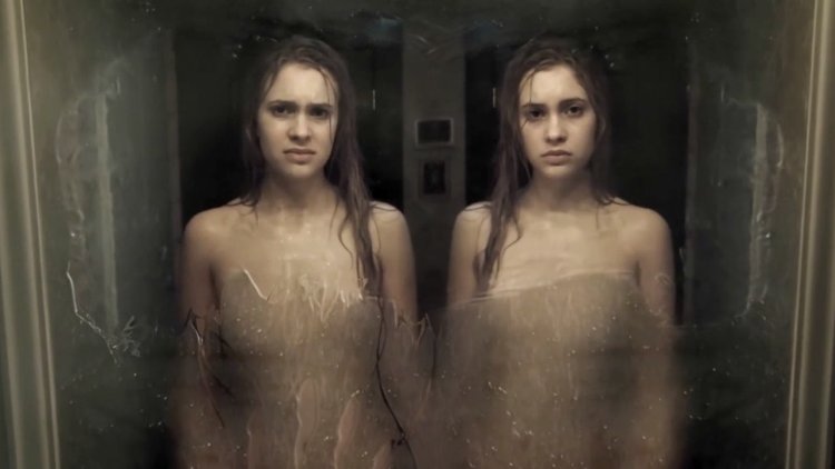 Голая актриса Алексия фаст