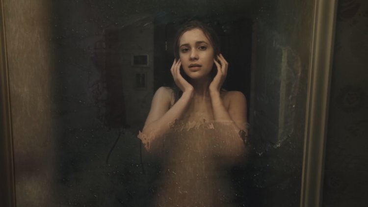 Голая актриса Алексия фаст