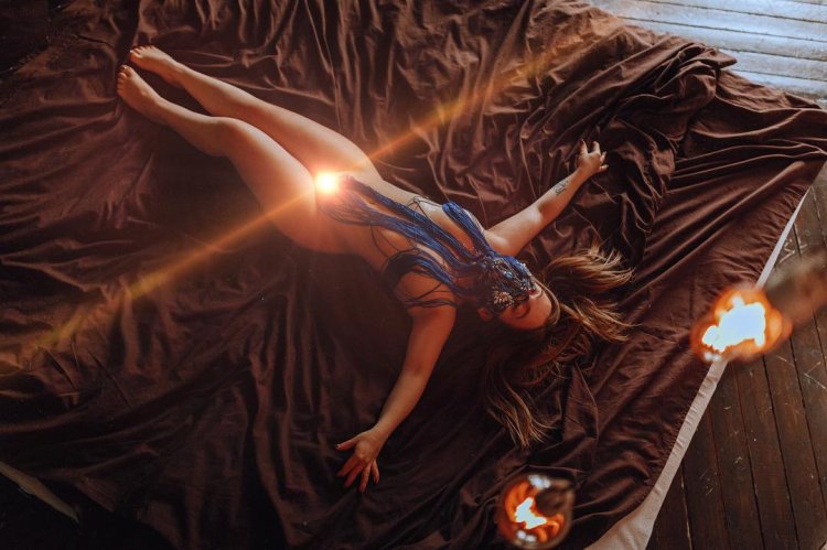 Олимпия Ивлева топлес