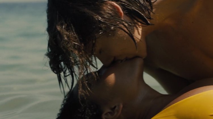 Кайли Кашиано Дэвис nu gif