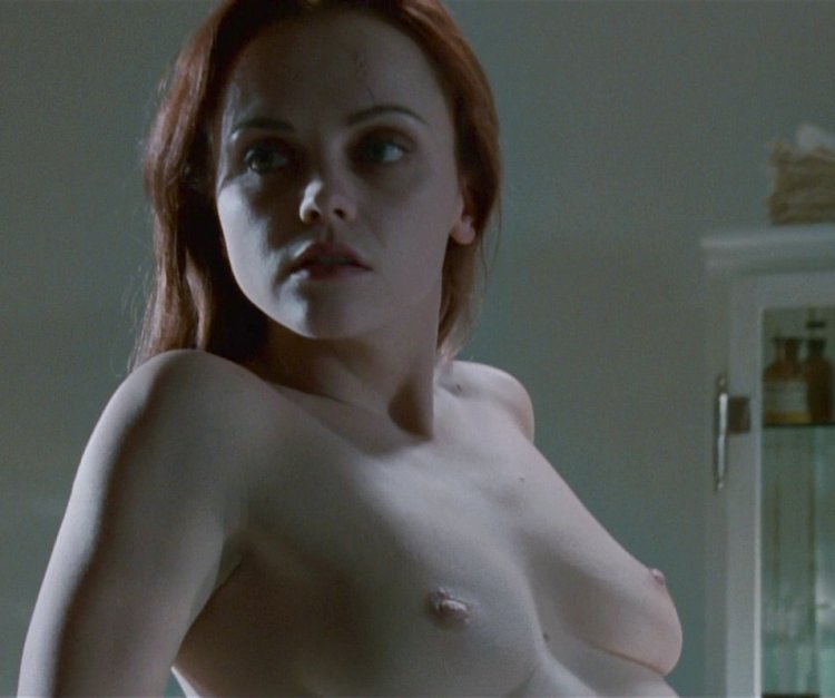 Кристина Риччи голая в фильме