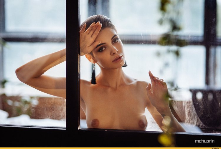 Ника Вайпер голая грудь