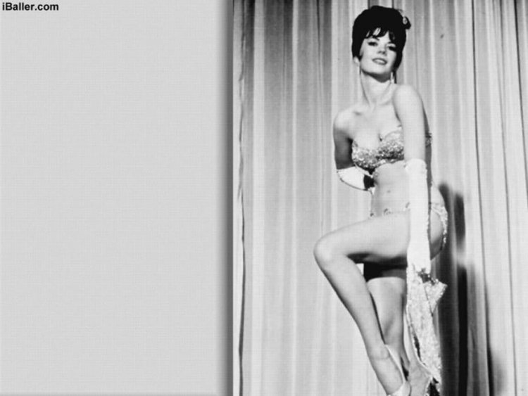 Порнозвезда Лиза Лесли