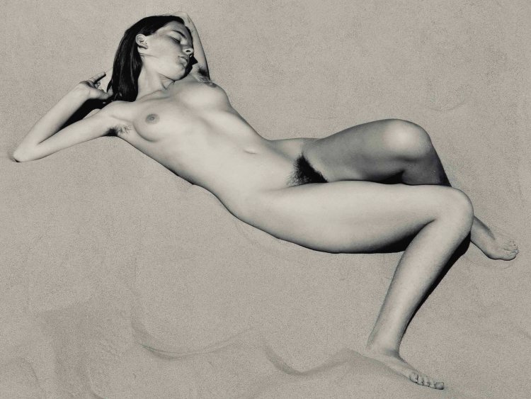 Аллегра Роуз Эдвардс голая