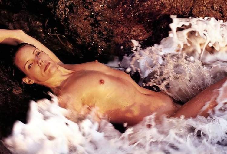 Александра Пауль голая