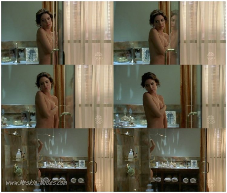 Лара Флинн Бойл сиськи