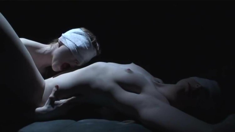 Лили коул фотосессии ню