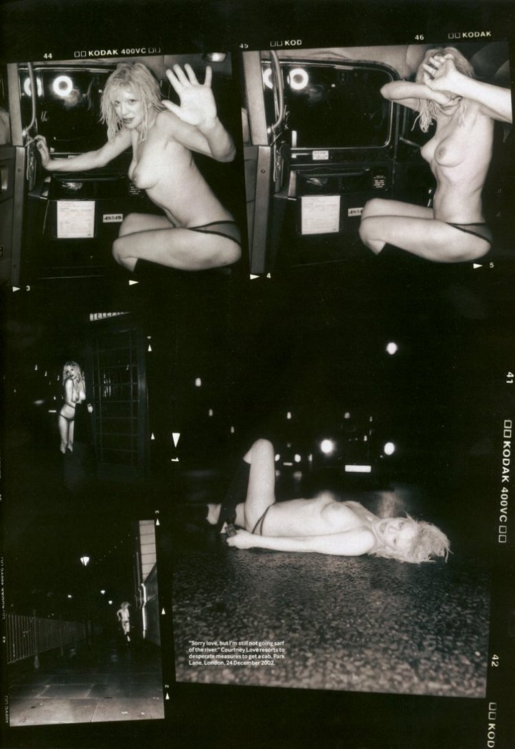 Кортни лав топлесс