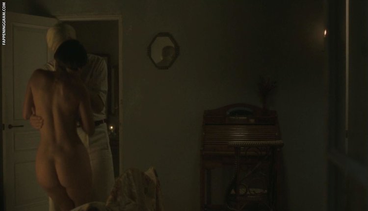 Катерина Мурино топлесс