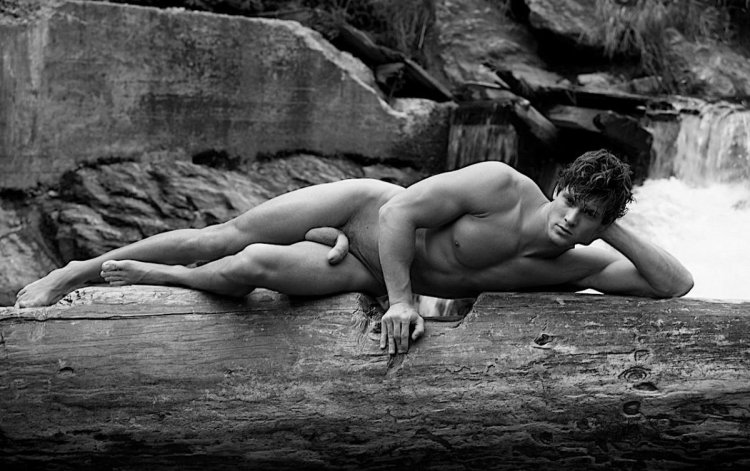 Сексуальные парни и девушки ню