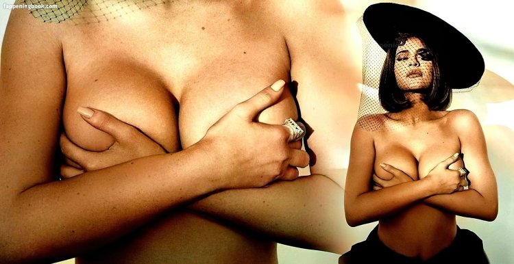 Кайли Дженнер голые сиськи