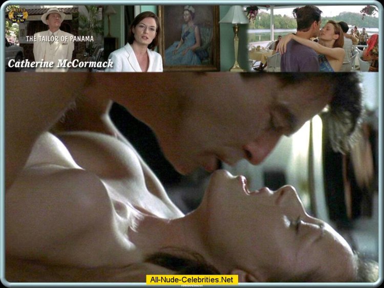 Кэтрин МАККОРМАК топлес