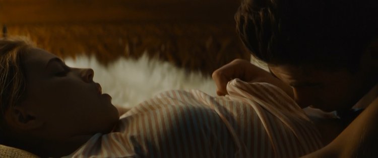 Жозефин Лангфорд голая