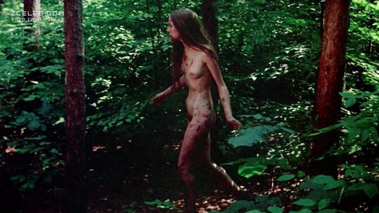 Камилль Лу голая сиськи