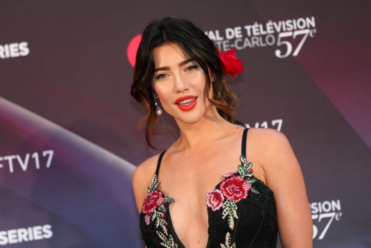 Жаклин МАКИННЕС Вуд бикини