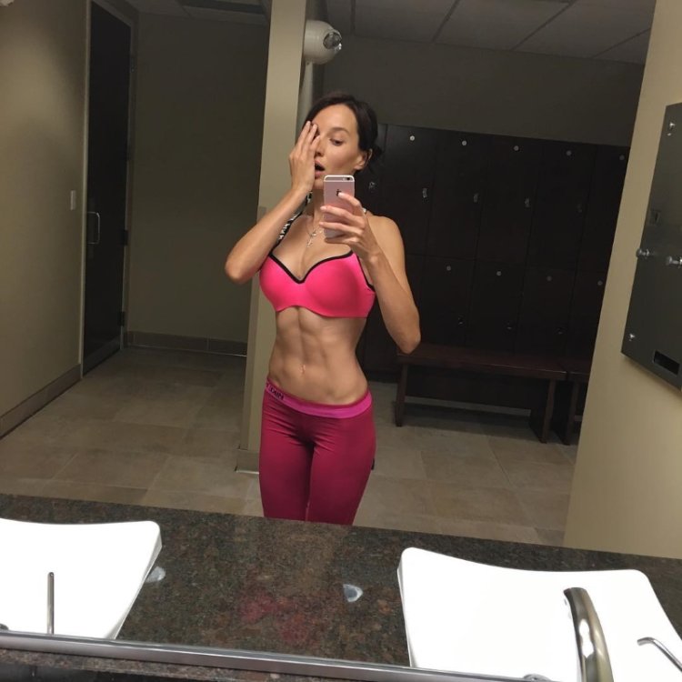 Скандальная блогерша Лена Миро