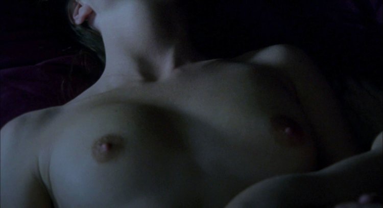 Эмили оливия лиа блант ню