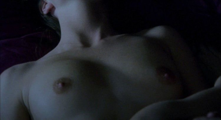 Эмили оливия лиа блант ню