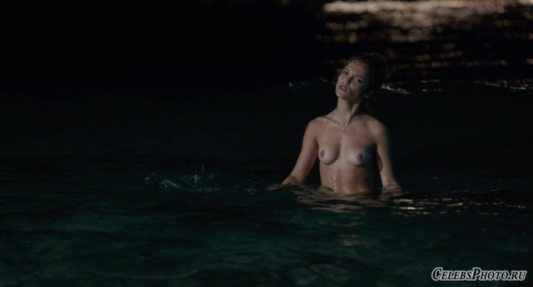 Актриса Лола Ле Ланн голая