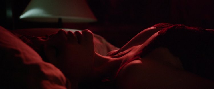 Кейтлин Вонг с тремя сиськами