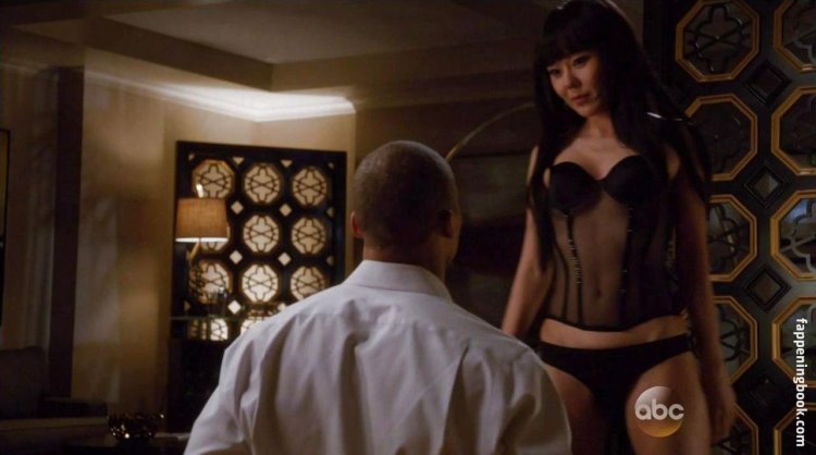 Дженнифер лоуренс красный воробей