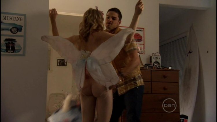 Брук Уильямс сливы