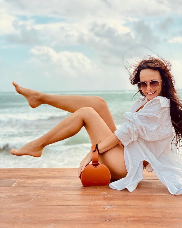 Группа демо солистка