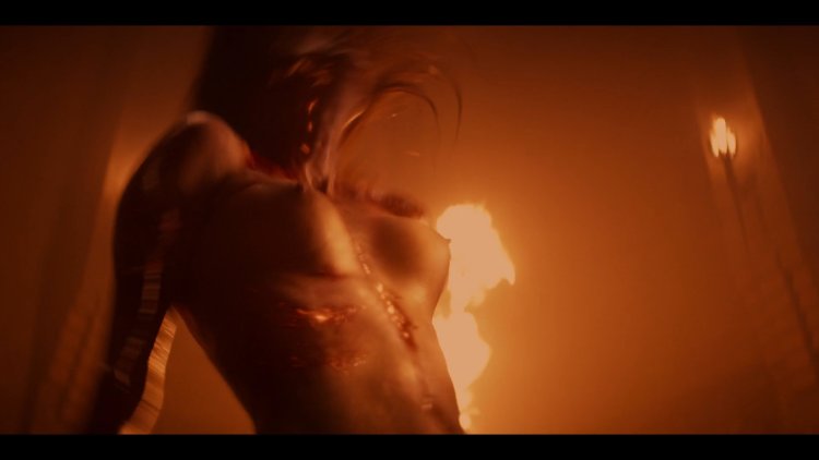 Голая Аня Чалотра Anya Chalotra