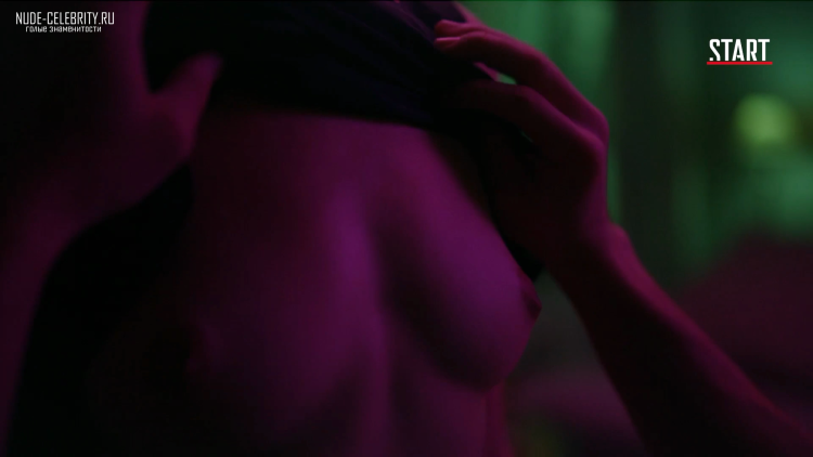 Ася Громова грудь