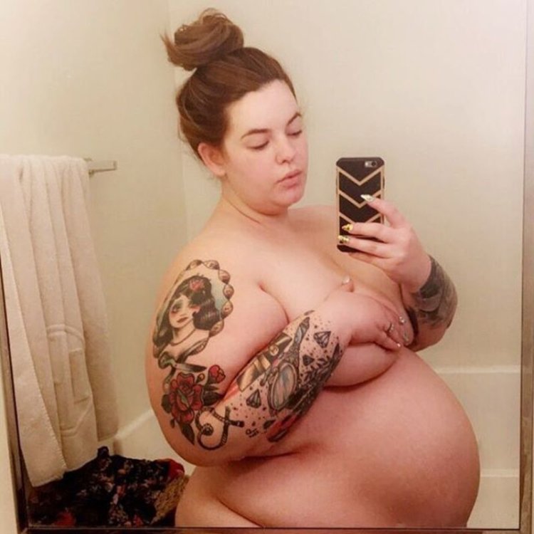 Тесс Холидей обнаженка