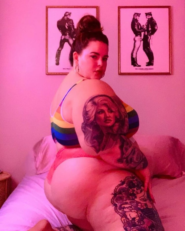 155 килограммовая модель тесс холидей