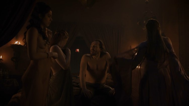 Игра престолов постельная сцена