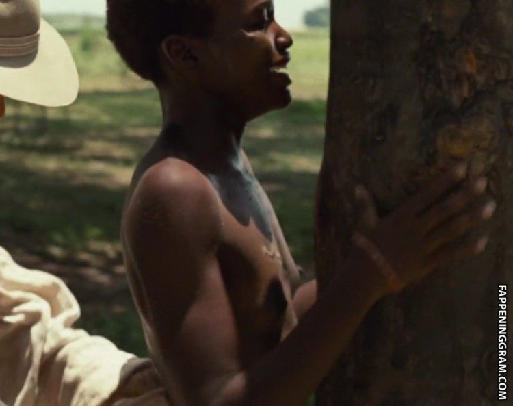 Блэк эбони модель сиськи spread