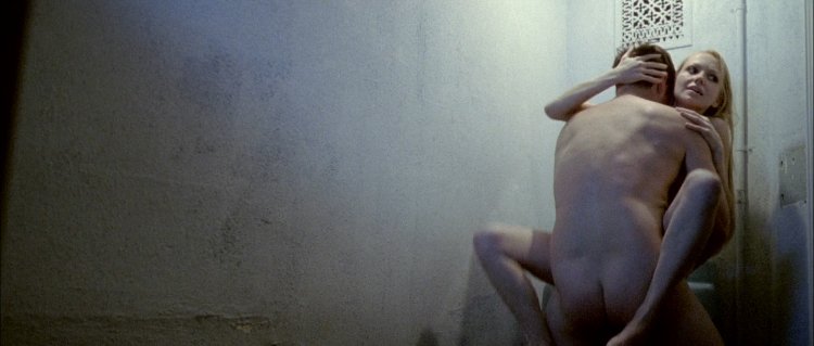 Кристен Белл эротические сцены