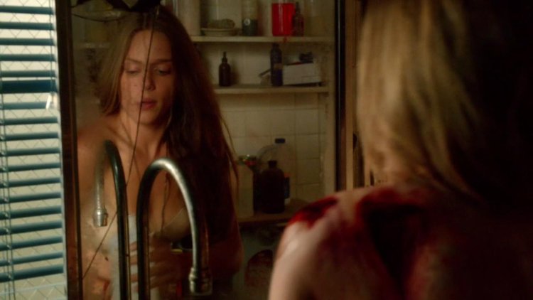 Трэйси Спиридакос голая