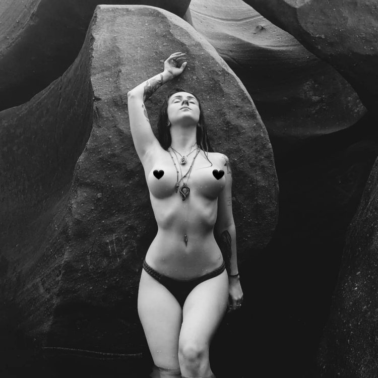 Клаудия Дженнингс плэйбой