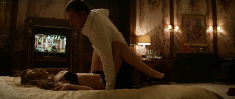 Дженнифер Лоуренс красный Воробей постельные