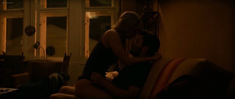 Дженнифер Лоуренс голая в фильме красный Воробей